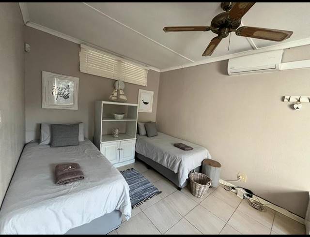 3 BEDROOM TOWNHOUSE FOR SALE IN ZINKWAZI